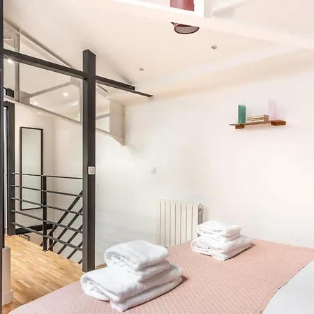 Fantastic Architect Loft - 10 Guests - Near Metro *